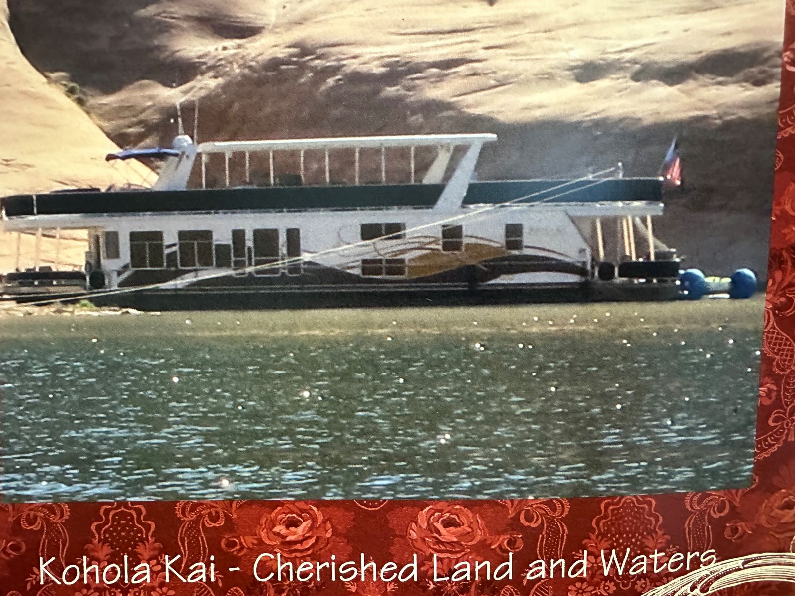 2006 Sharpe Houseboat 2 weeks for sale, fully equipped, topside hard cover roof, furniture and lounges, Big Screen Satellite TV.