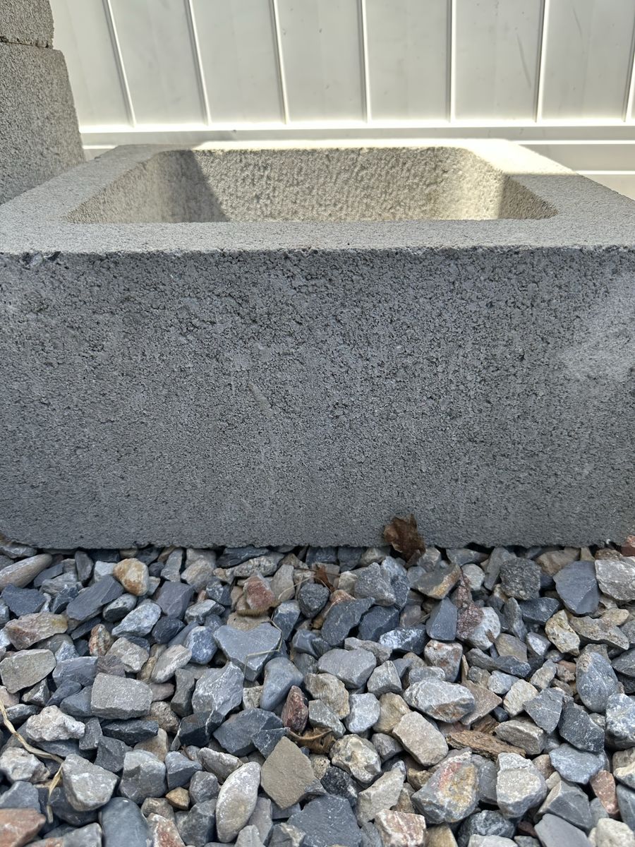 Main image 3