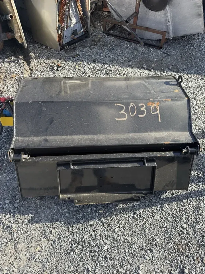 NEW 48" ( Clean Width 43" ) BOX Broom Sweeper UNIVERSAL AGT Toro Dingo Skid Steer