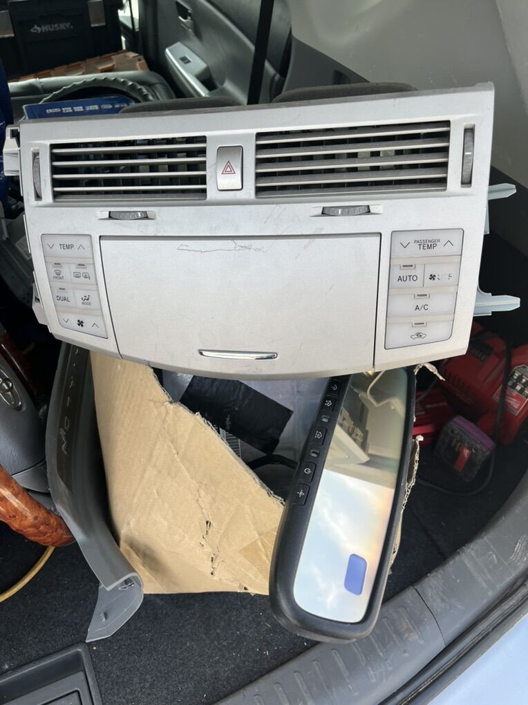 07 Toyota Avalon Limited Parts Make Offers