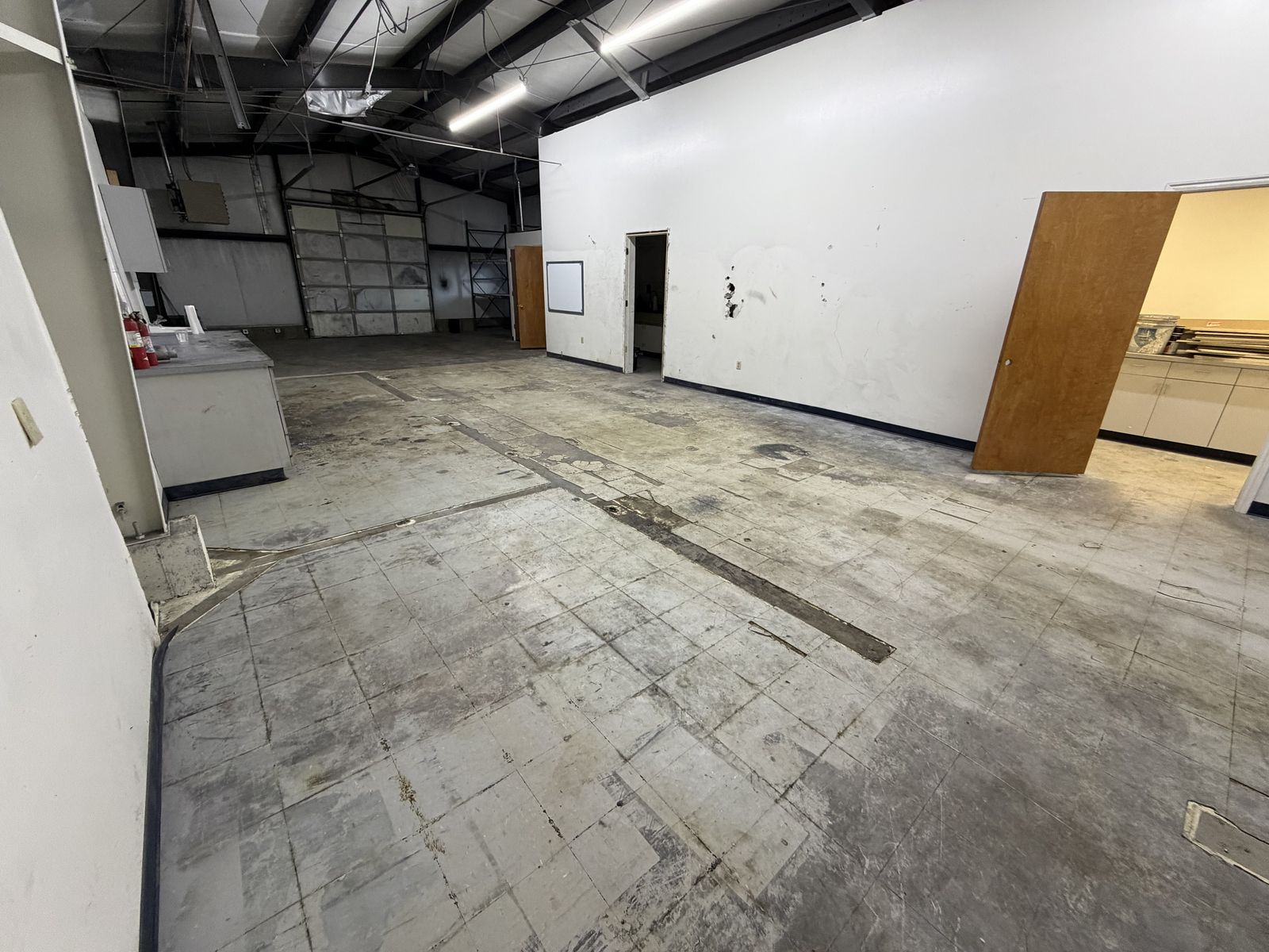 Main image 21