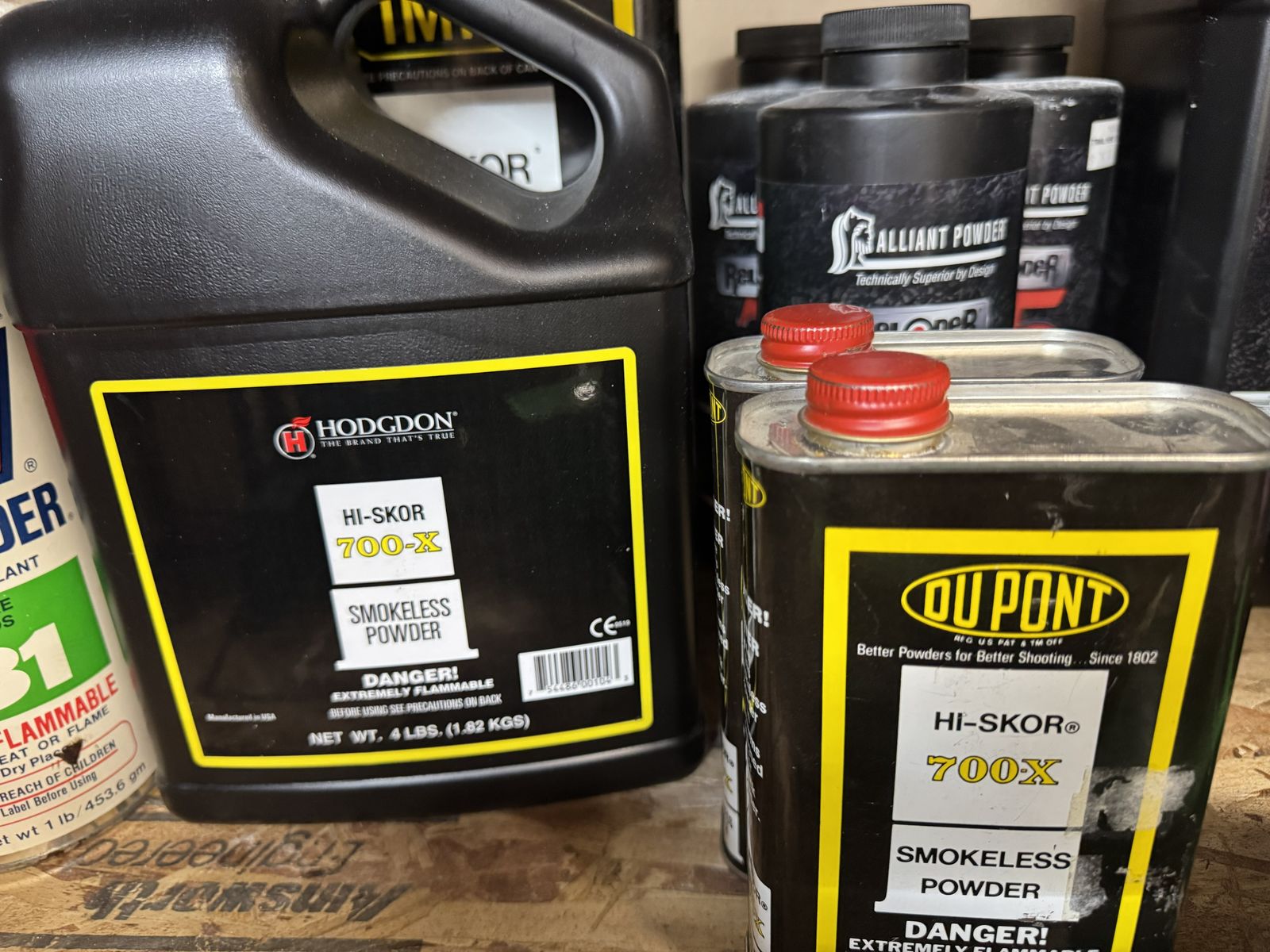Hodgdon, IMR, Alliant Smokeless Powder - Various Types (700-X, 800-X, 3031, 4350, US 869)
