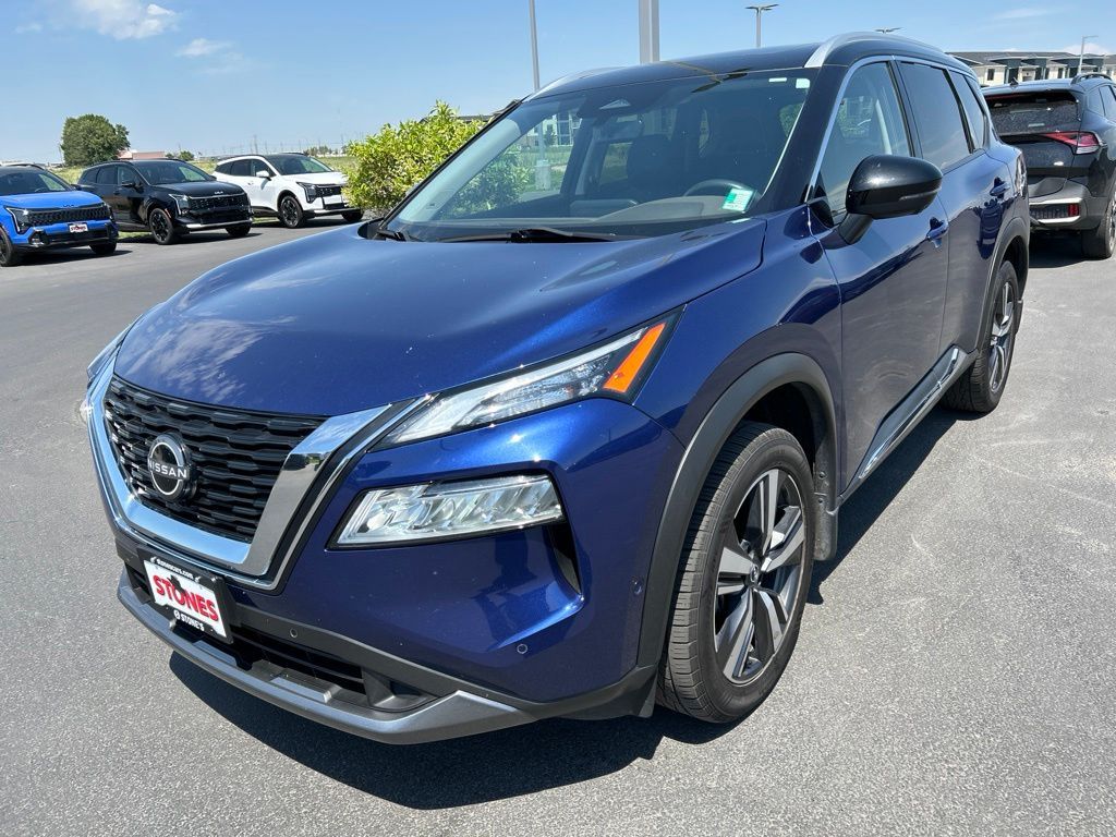 2023 Nissan Rogue SL