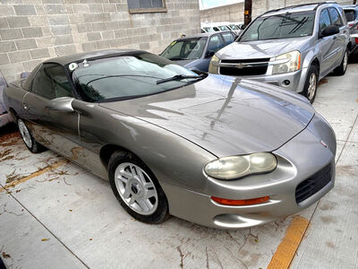 2002 CHEVROLET CAMARO Base