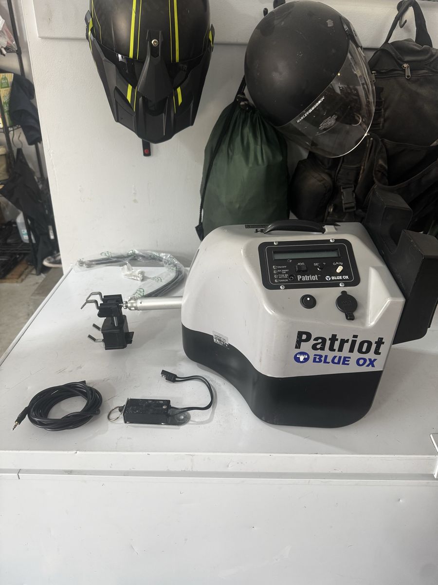 Blue Ox Patriot Brake System - Portable Braking for Towable Vehicles