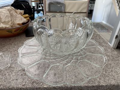 Free glass punch bowl