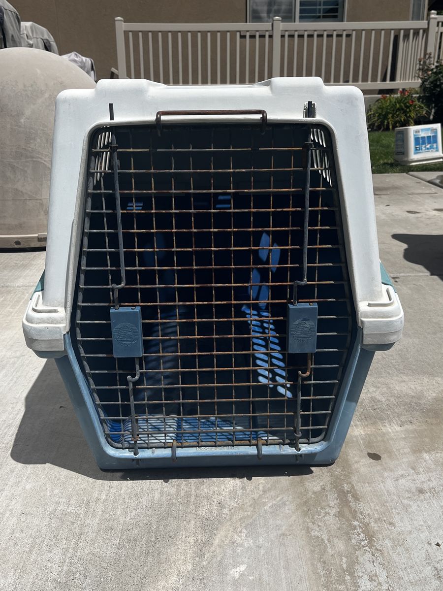 Dogloo Large Dog Crate