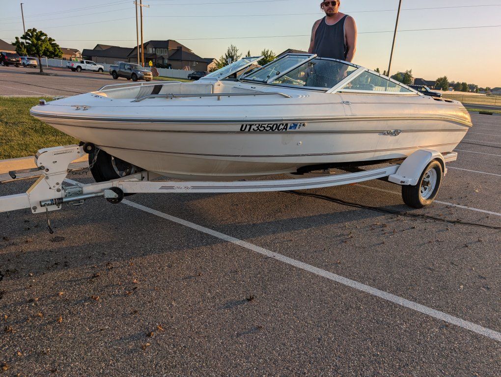 1991 Sea Ray 170 boat