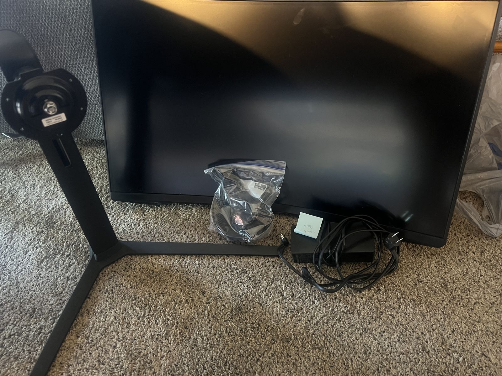 Samsung 32” curved monitor