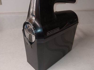 Black+Decker MX610 Hand Mixer - Black 5-Speed plus Turbo with Attachments & Storage Case