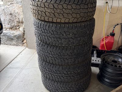 5 AT tires 285/75R16