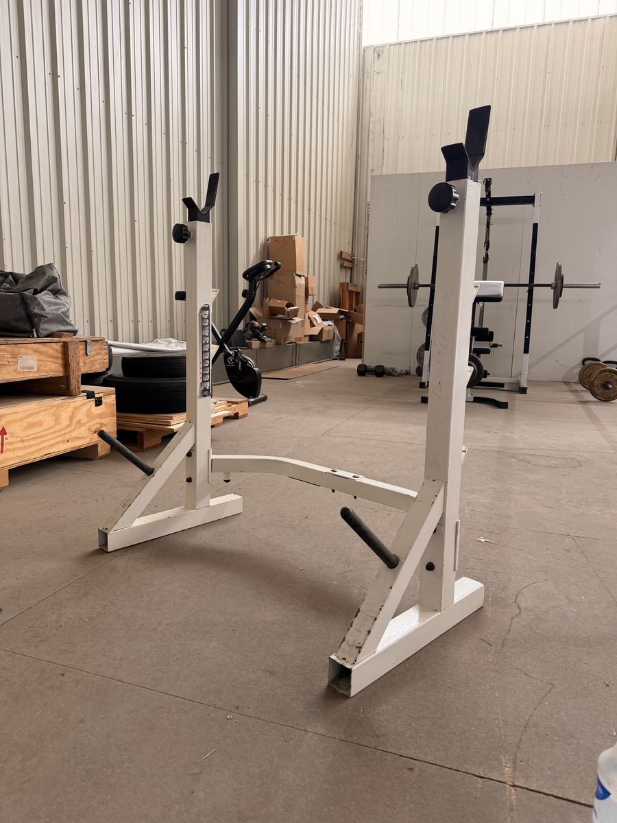 Adjustable Bench/Squat Rack