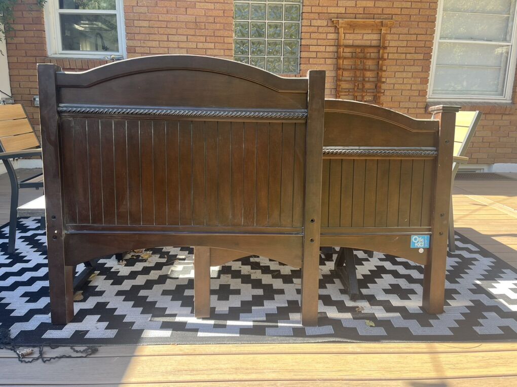 Convertible Twin Bunk Bed With Matching Dresser