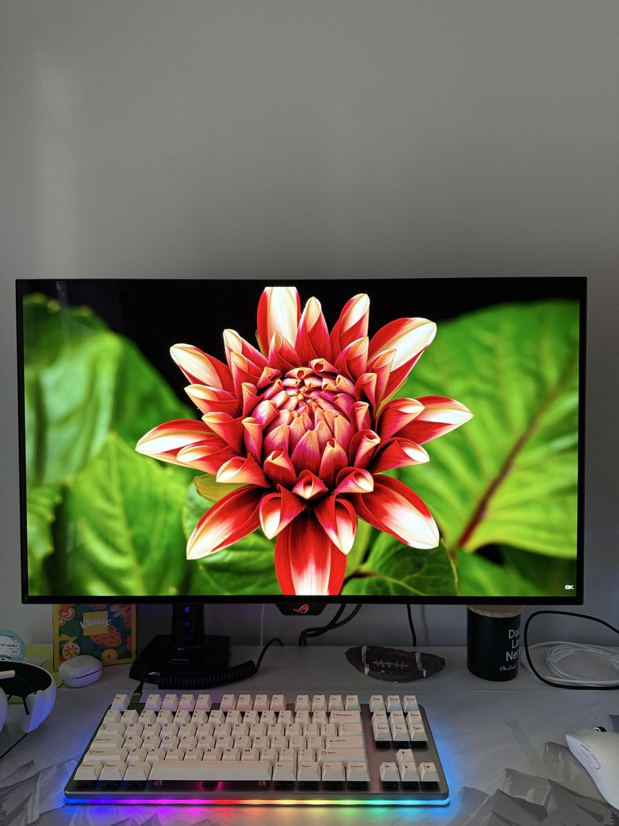 Asus Dual Mode 4K 240hz OLED