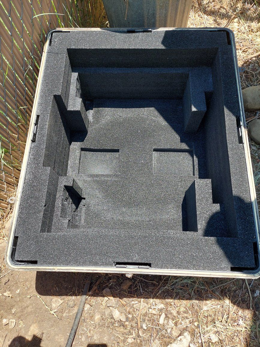 Main image 4