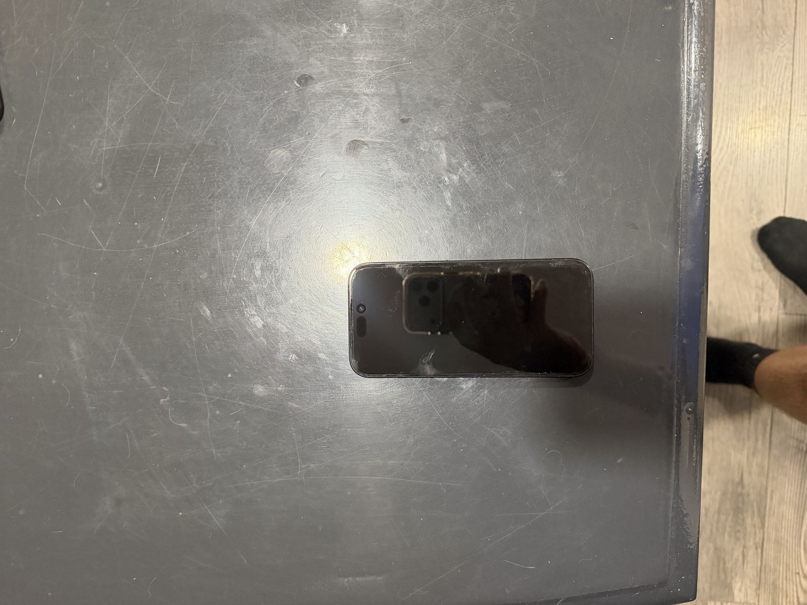 Main image 3