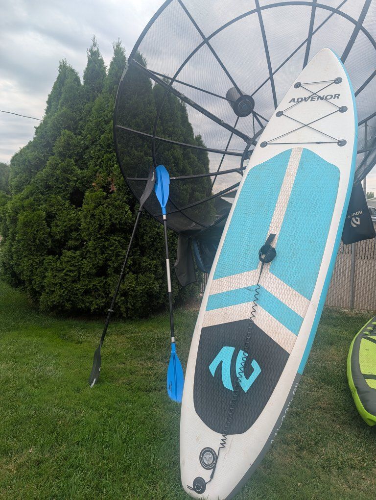 11' Advenor Inflatable Stand Up Paddle Board with Paddles and Leash