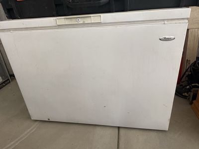Whirlpool deep freezer