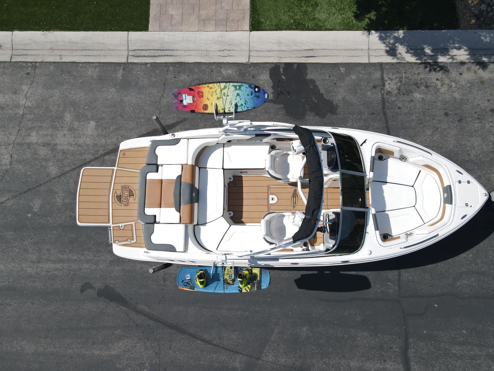 Chaparral 2023 Surf 23
