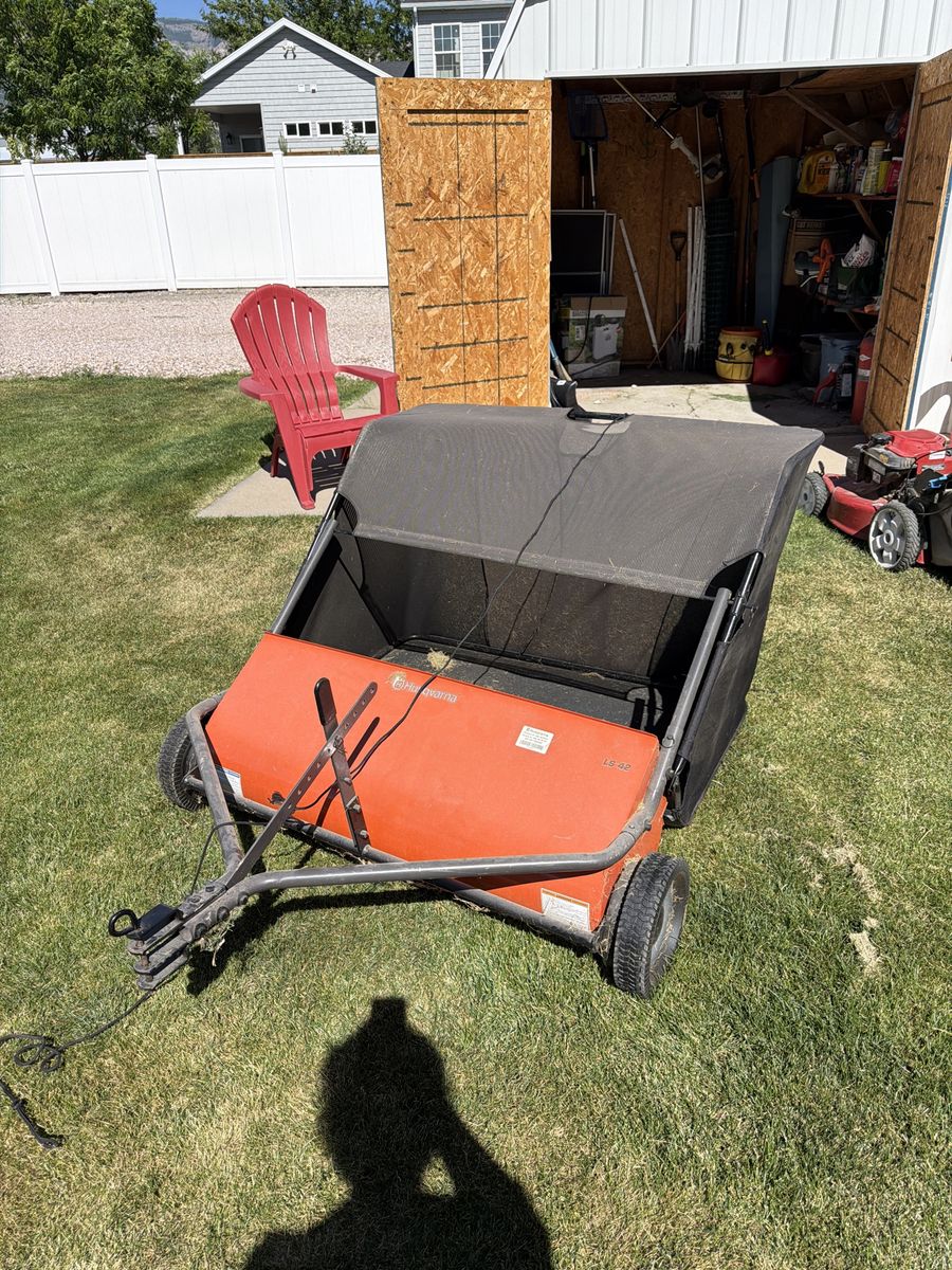 Husqvarna LS 42 inch sweeper