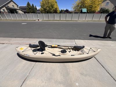 Lifetime Tamarack Kayak – Excellent Condition