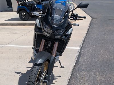 Honda Africa Twin Adventure Sport ES DCT - Only 6k miles