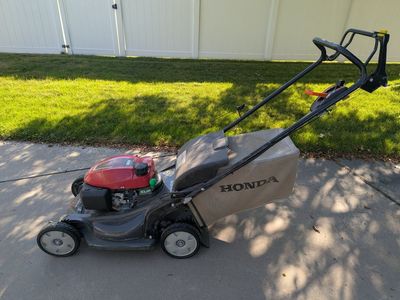 Honda Gas-Powered Lawn Mower