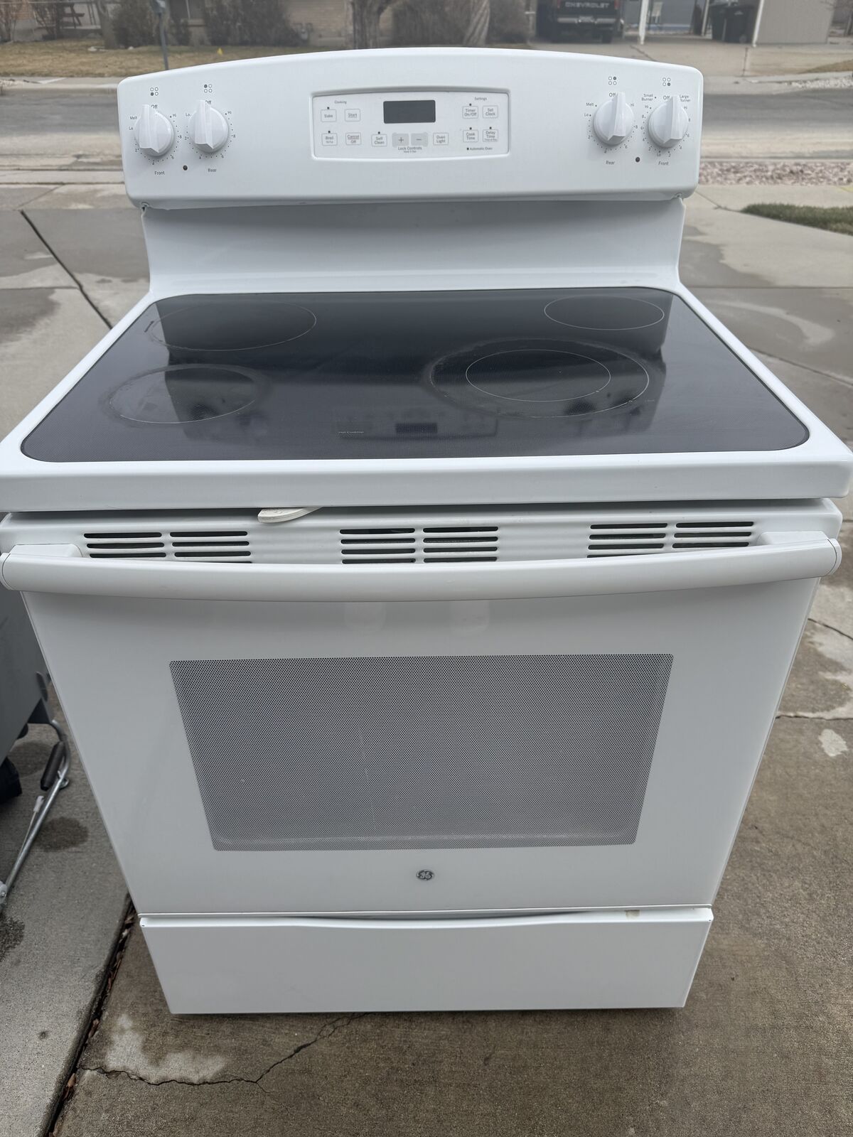 GE Electric Stove
