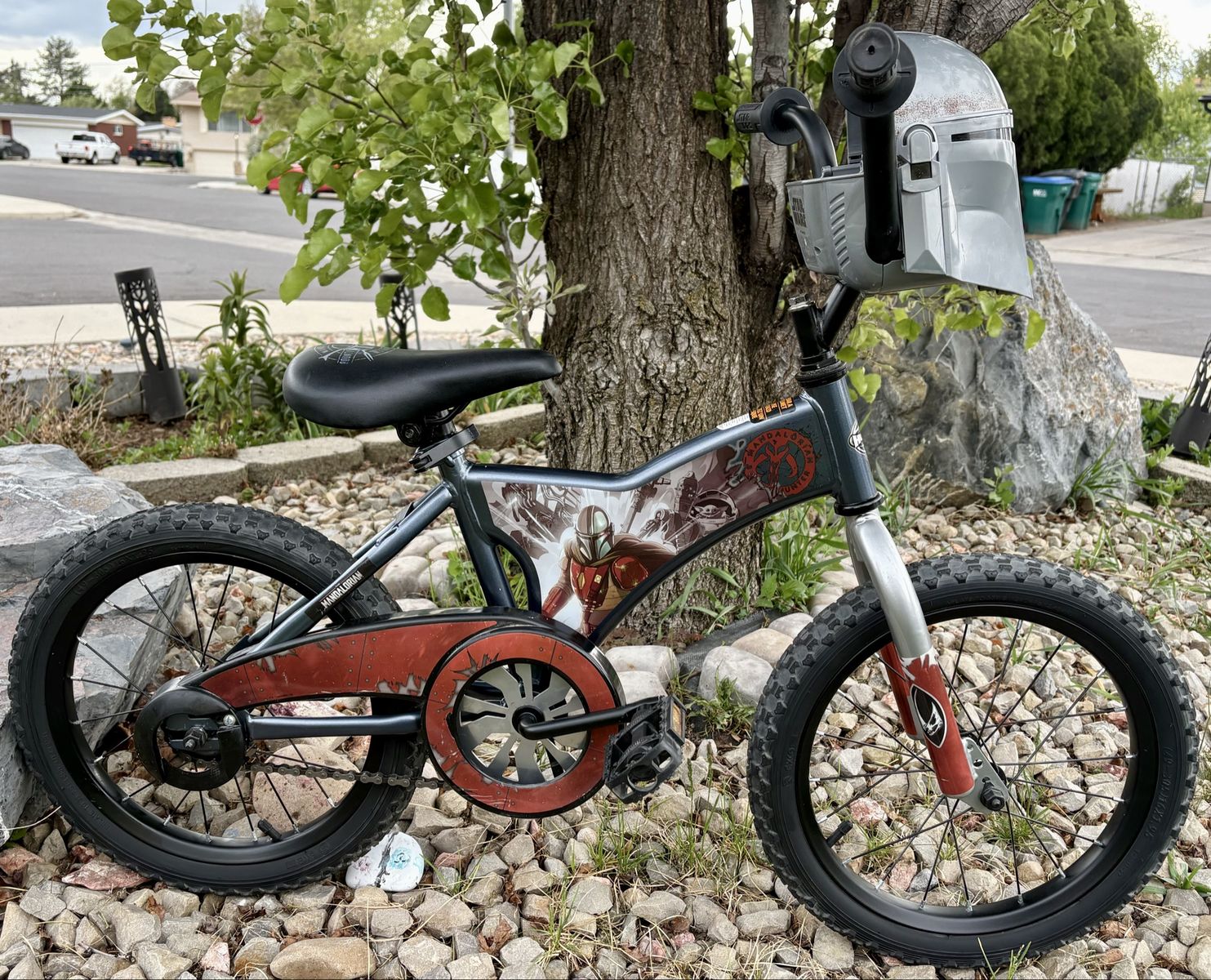 16 inch Star Wars Mandalorian Bike