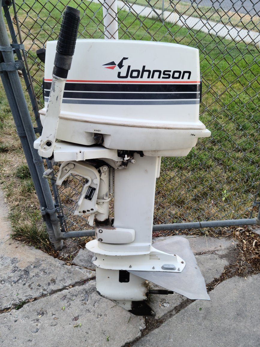 Johnson 20HP 2 Stroke Outboard Boat Motor
