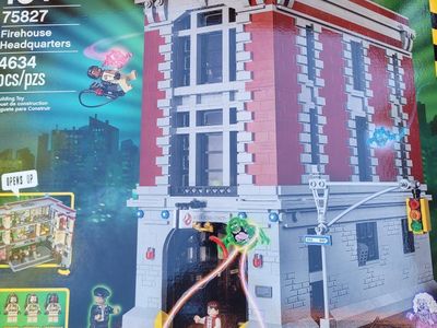 75827 Ghostbusters Firehouse.
