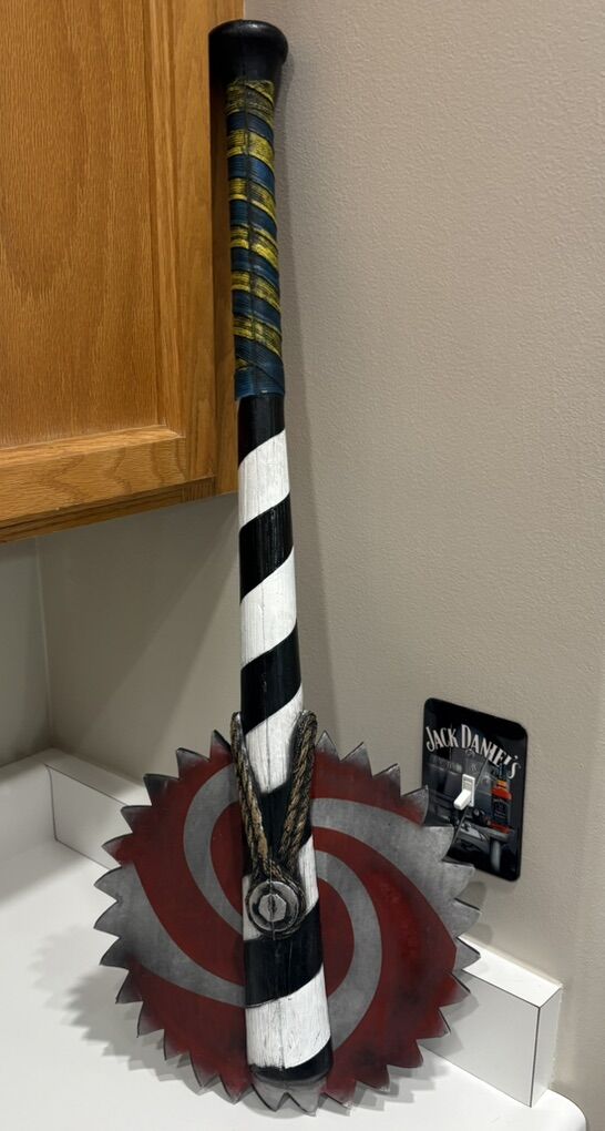 Circus Saw Bat Foam Hallween Clown