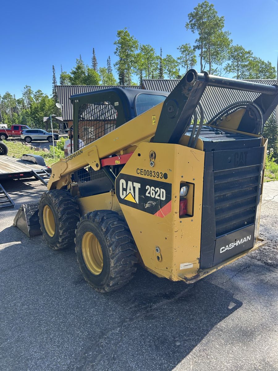 Skids,mini excavator, dump trailers for rent
