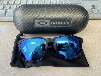 Oakley Holbrook XL Sapphire Prizm Lenses