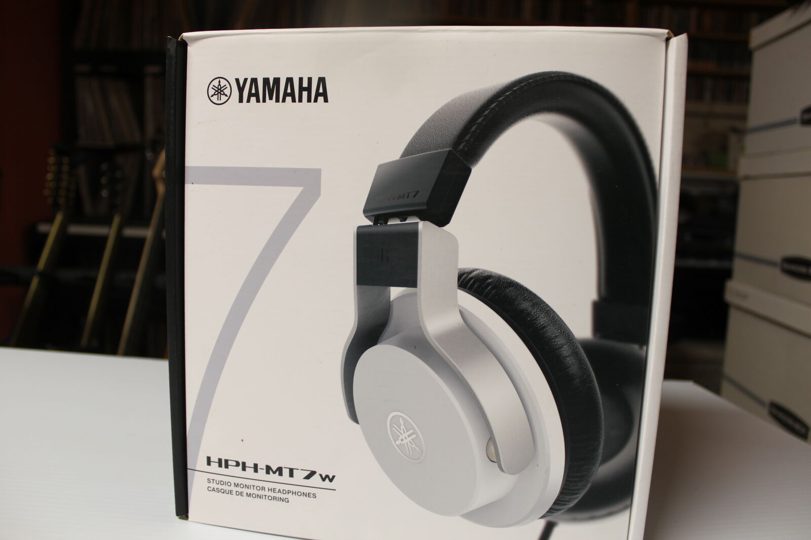Yamaha PAC HPH-MT7W Monitor Headphones, White