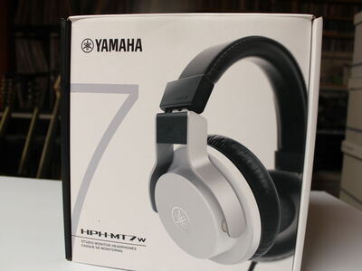 Yamaha PAC HPH-MT7W Monitor Headphones, White