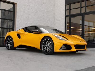 2025 Lotus Emira V6 Base