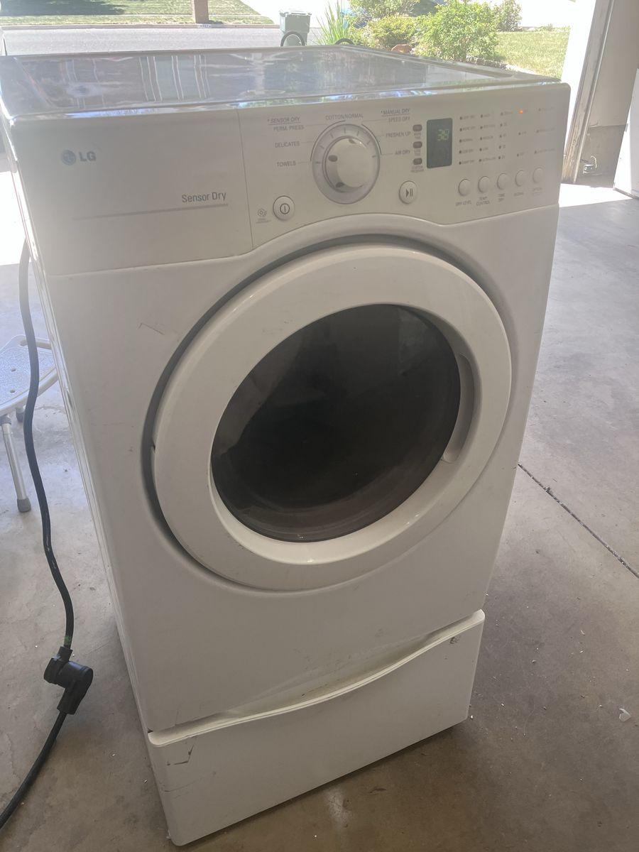 LG Electric Dryer