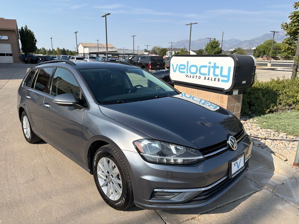 2019 Volkswagen Golf SportWagen S