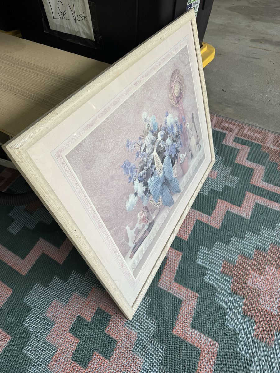 Main image 3