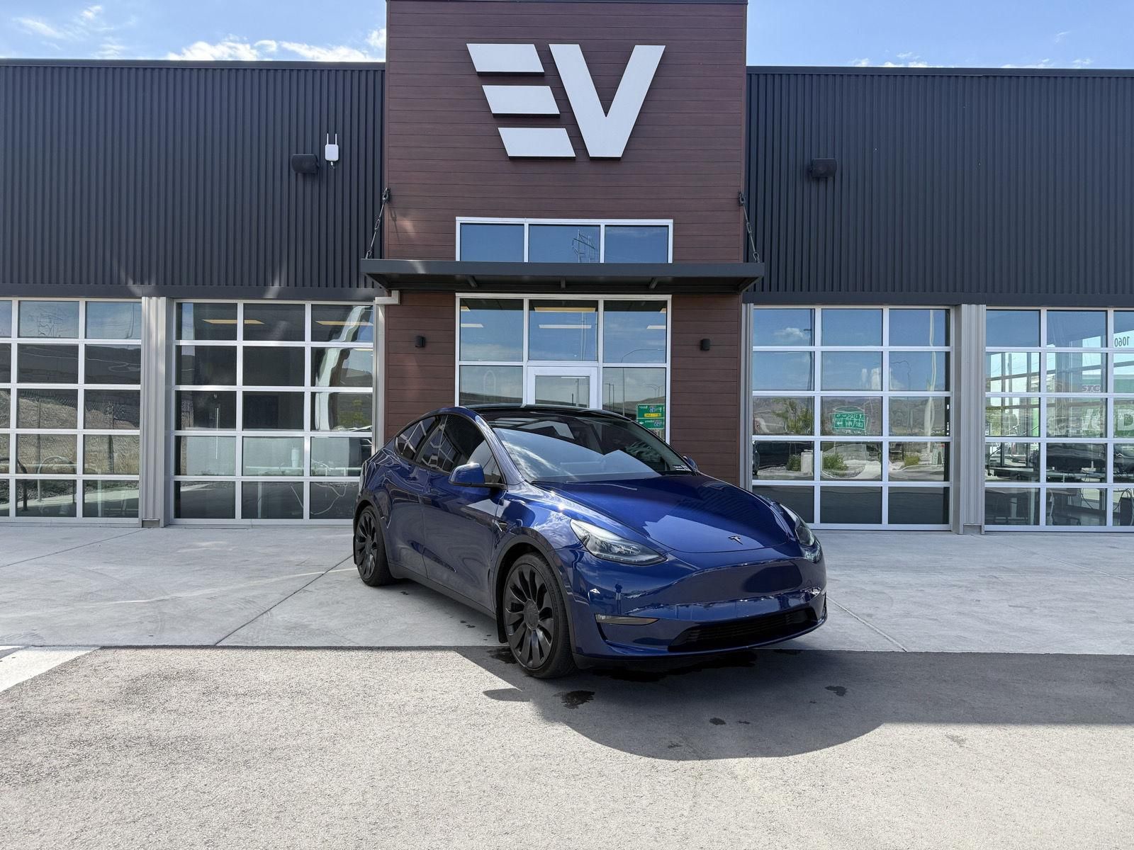 2023 Tesla Model Y Performance