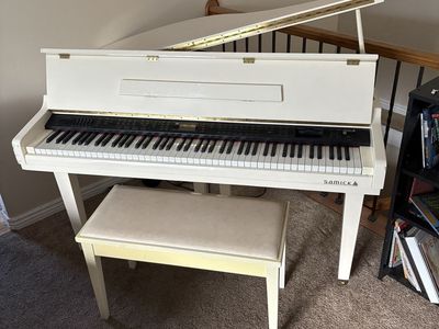 Samic Digital Baby Grand Piano with Bench - White, Used