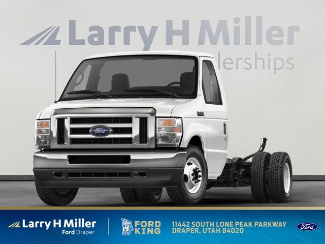 2026 Ford E-Series E-450 SD