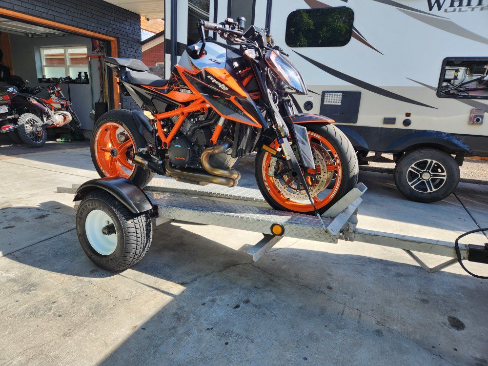 Custom Aluminum Motorcycle Trailer