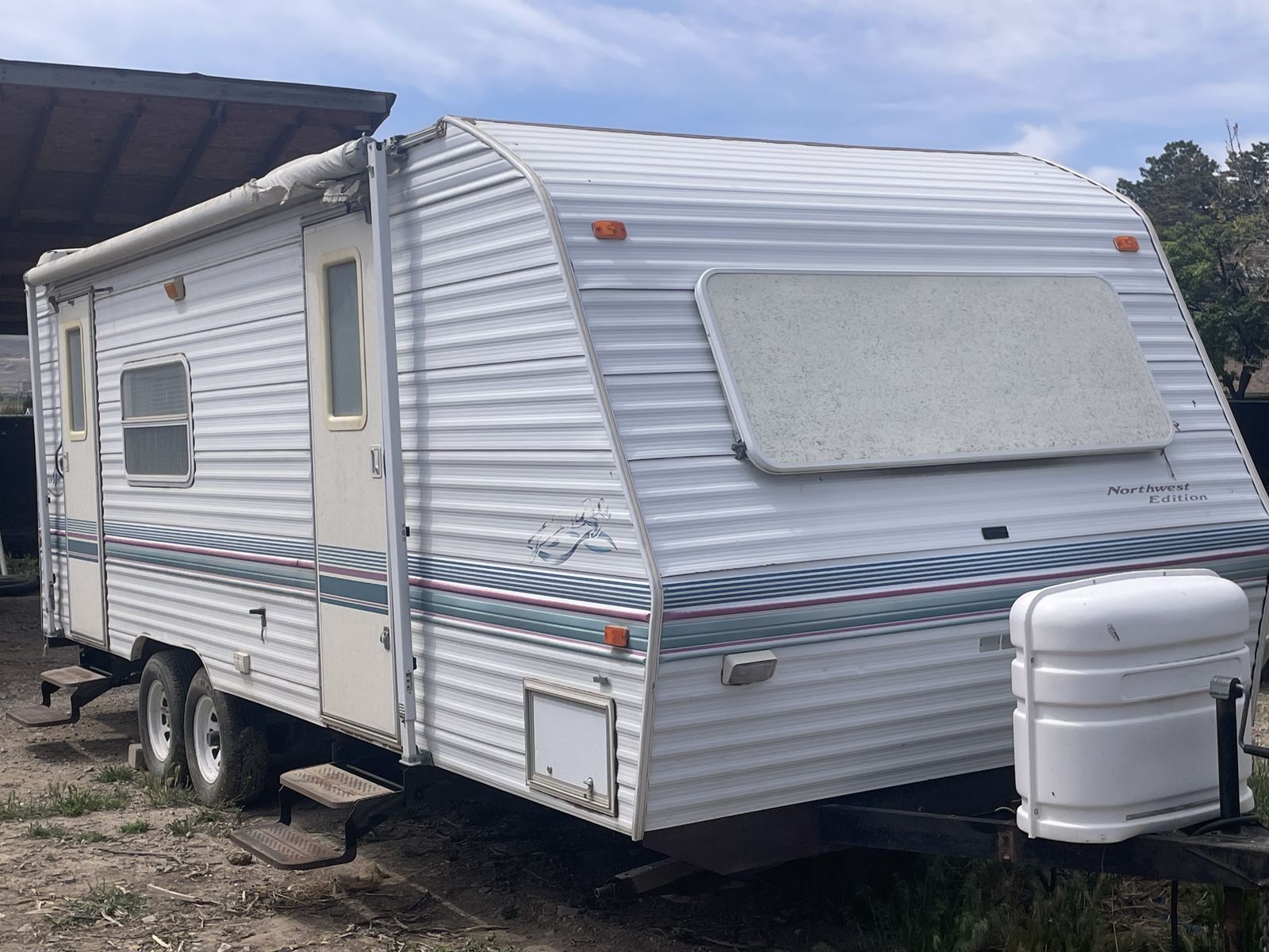 1999 26” Fleetwood Prowler