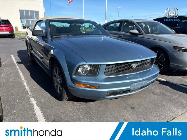 2006 Ford Mustang V6