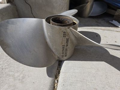Mercury Bravo III 22P Prop Set