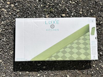 LUXE KITCHEN Large Cast Aluminum Oven Tray with Silicone Mat - Oven Safe 450°F