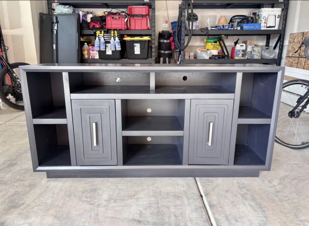 Sunset 67” TV/Entertainment Console
