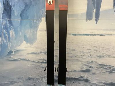 Atomic Bent 90 184cm Skis w/ Atomic Strive 11 Bindings Lightly Used 2026